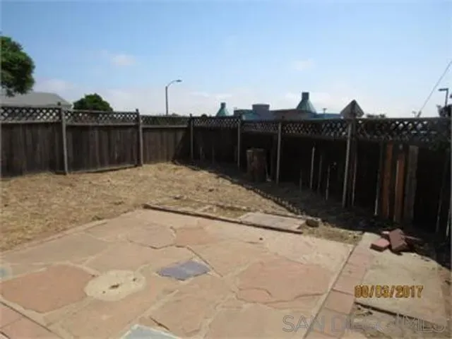 $2,495 | 5120 Roswell Street, San Diego, CA 92114