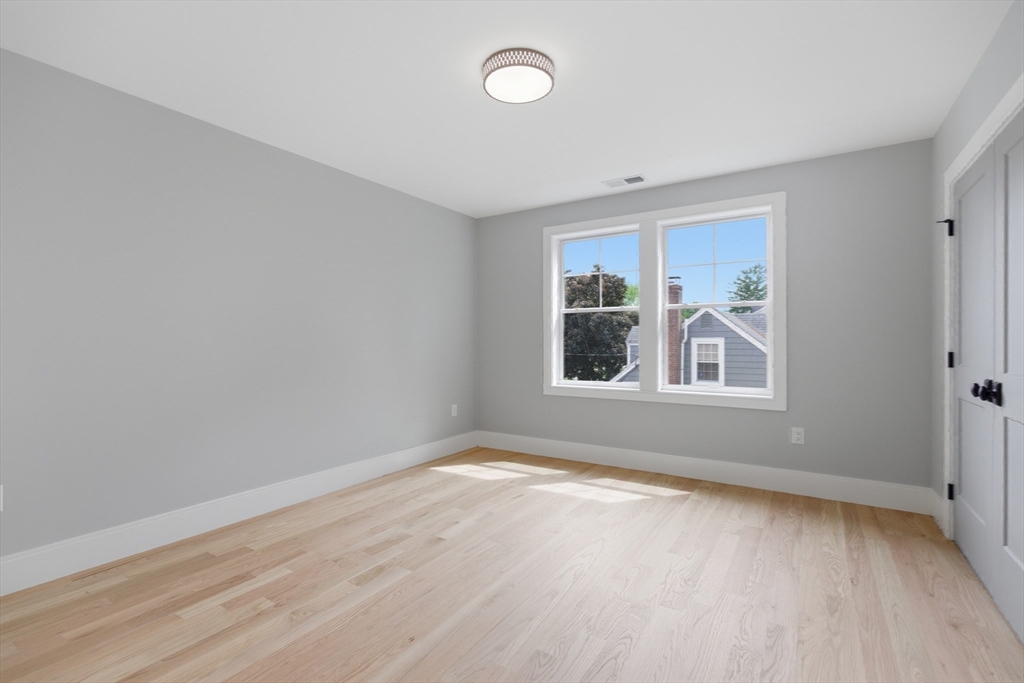 17 Whiting Way Needham, MA 02492 - Photo 25 of 41
