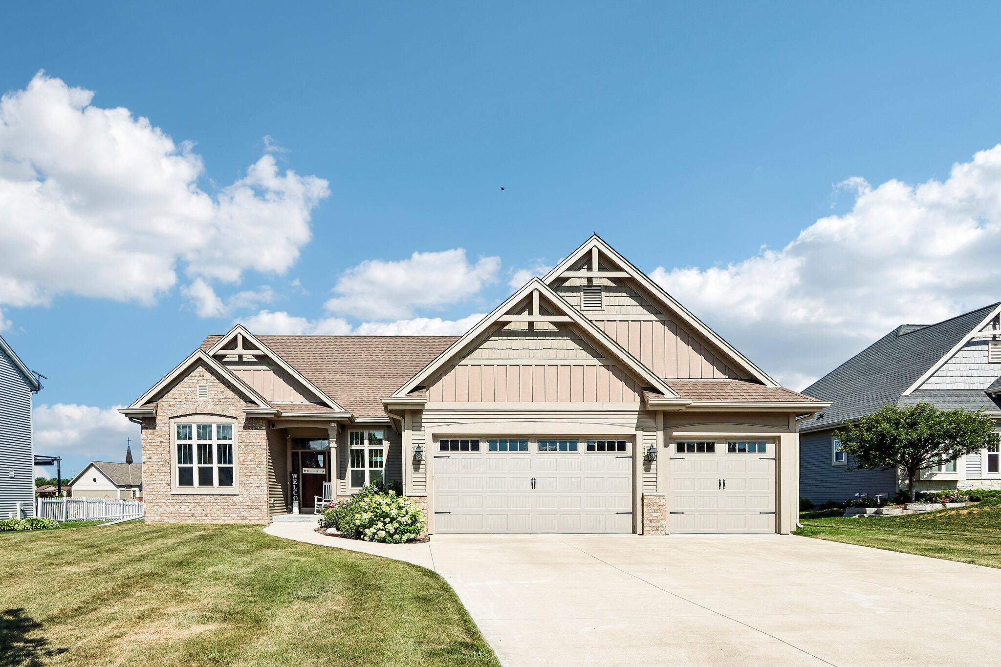 517 Spur Road Slinger, WI 53086 - Photo 1 of 49 00