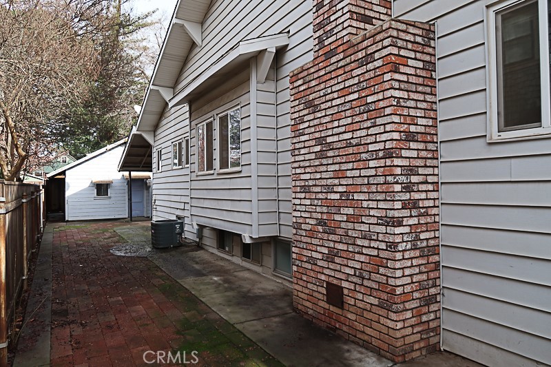 1239 Broadway Street Chico, CA 95928 - Photo 31 of 36 a view of a house with a yard