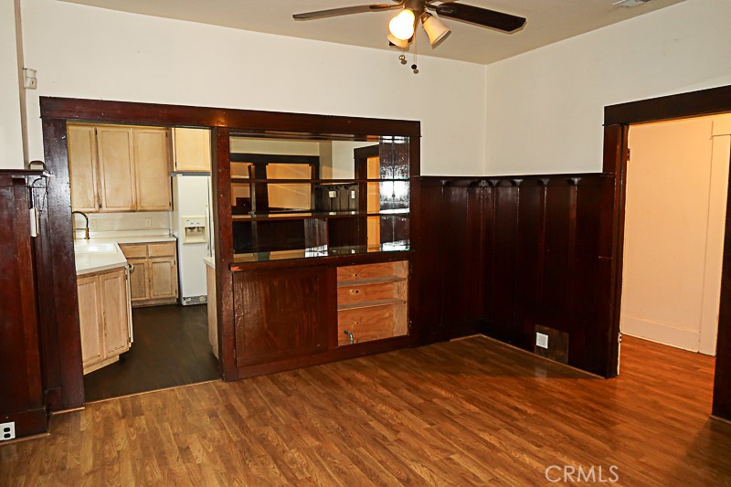 1239 Broadway Street Chico, CA 95928 - Photo 10 of 36 a bedroom with a bed and a dresser