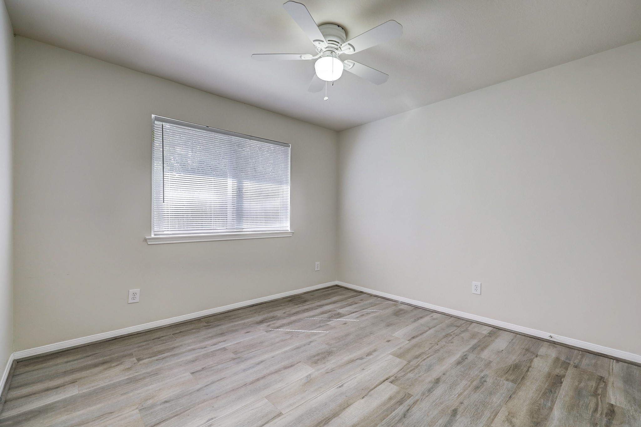 25407 Clover Ranch Drive Katy, TX 77494 - Photo 8 of 17 Bedroom one- no carpet!