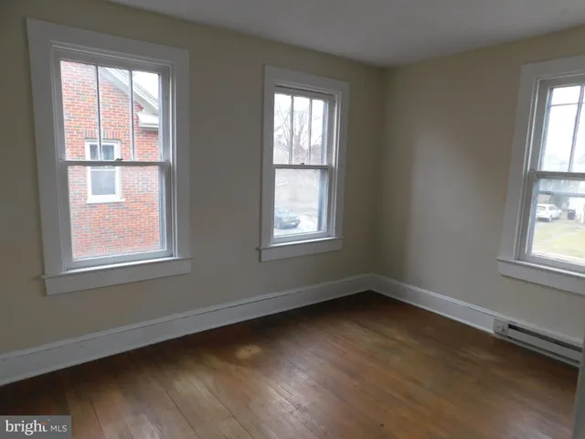 $1,800 | 614 National Avenue, Winchester, VA 22601