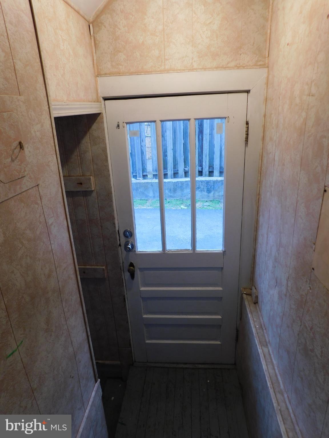 614 National Avenue Winchester, VA 22601 - Photo 22 of 24