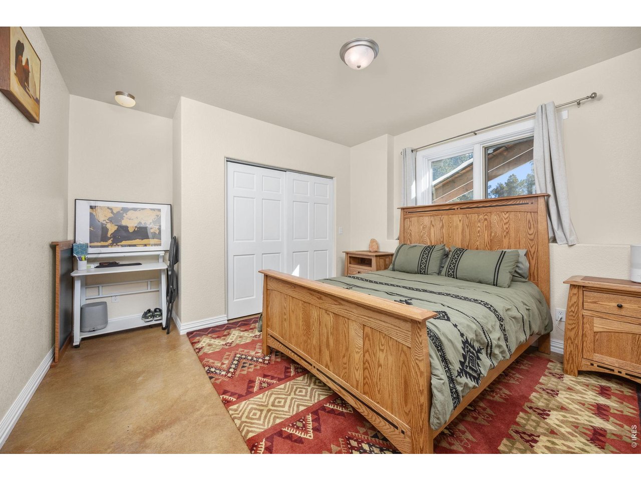 286 Chieftain Road Black Hawk, CO 80422 - Photo 33 of 50 Guest bedroom - lower level