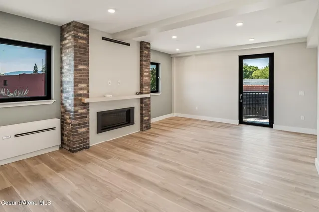 $950,000 | 503 Cedar Street, Unit 203, Sandpoint, ID 83864