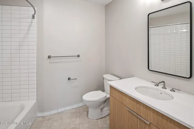 $950,000 | 503 Cedar Street, Unit 203, Sandpoint, ID 83864