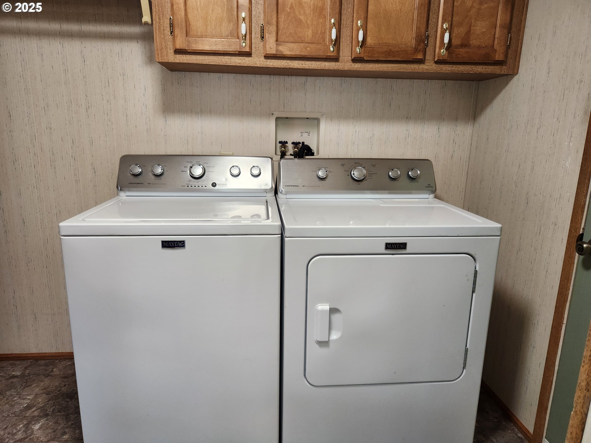100 River Bend Road, Unit 103 Reedsport, OR 97467 - Photo 17 of 26 a utility room with dryer and washer