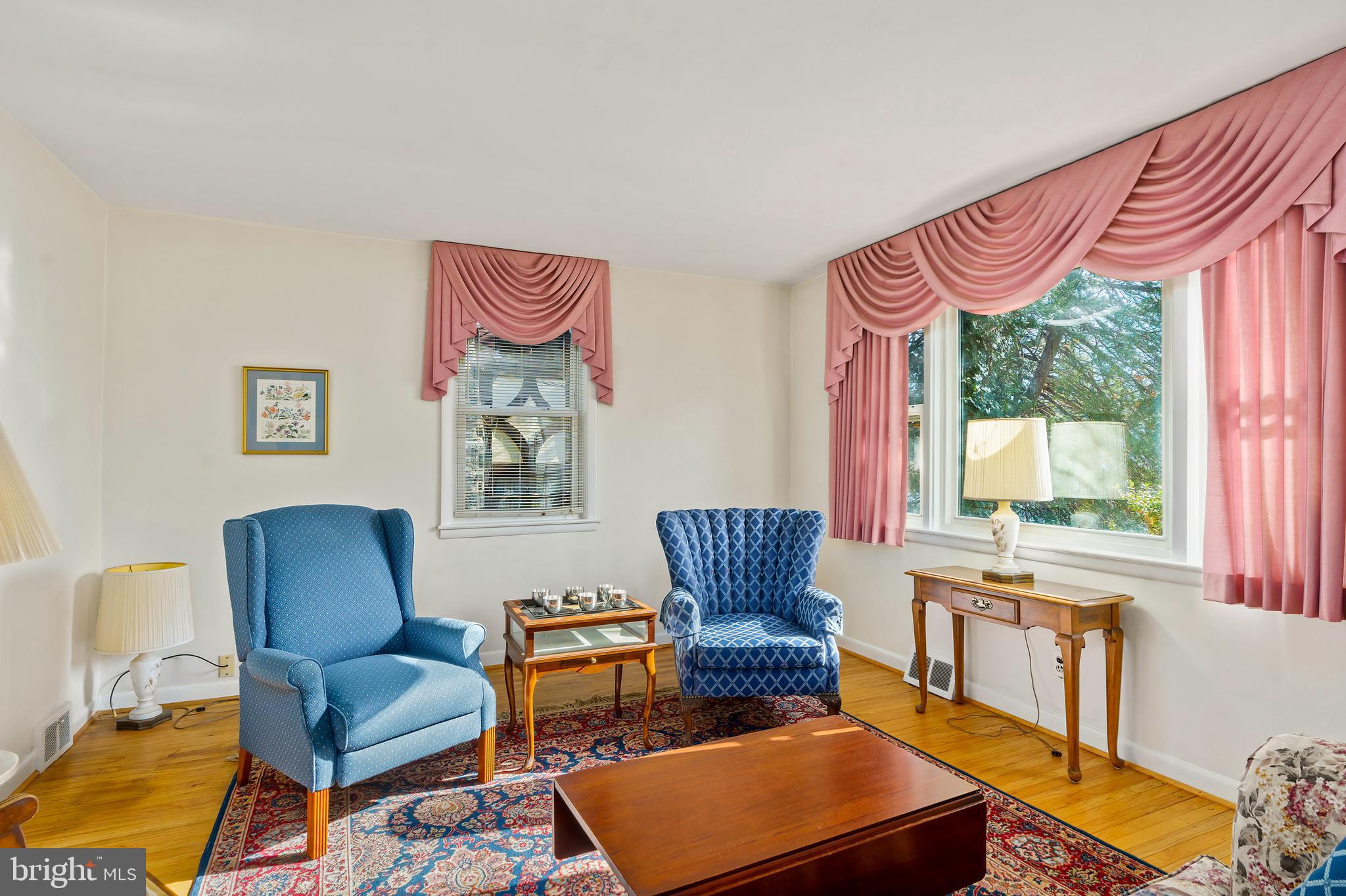 13 Golf Road Darby, PA 19023 - Photo 5 of 24 a living room with furniture and a window