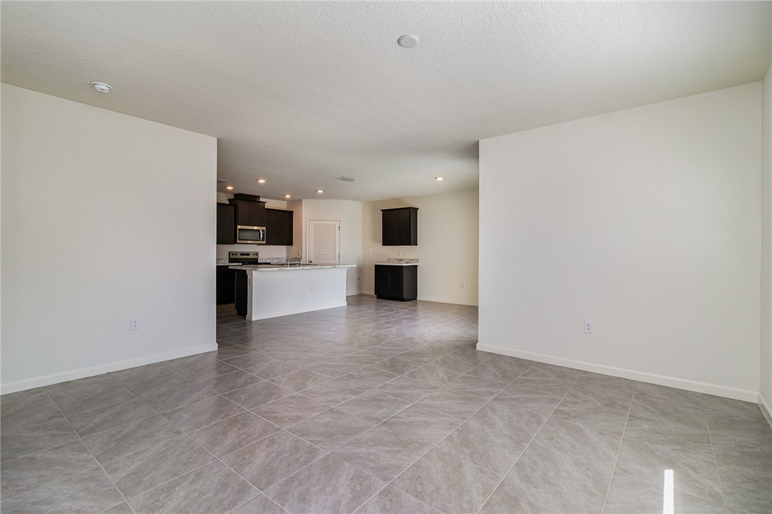 1072 Roseland Road Sebastian, FL 32958 - Photo 5 of 25 Gallery Image 5
