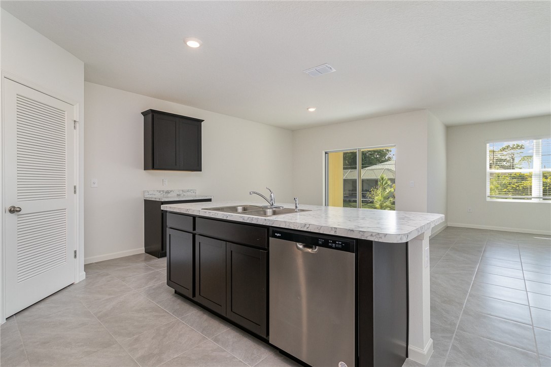 1072 Roseland Road Sebastian, FL 32958 - Photo 9 of 25 Gallery Image 9