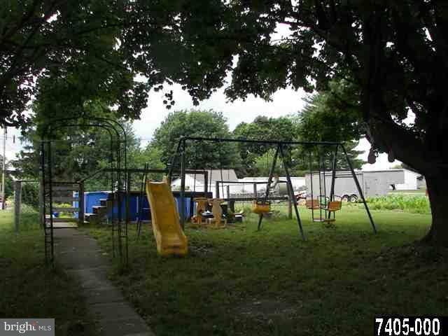 21 South Biesecker Road York, PA 17408 - Photo 15 of 18 a view of park