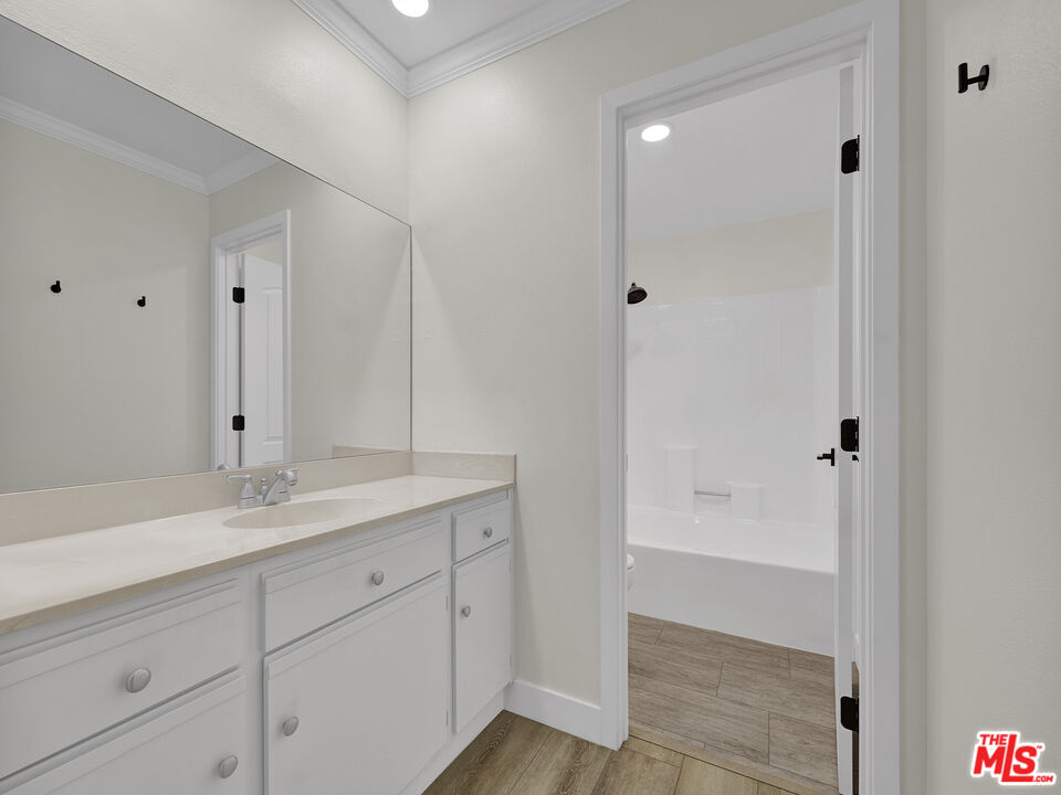 4240 Lost Hills Road, Unit 3004 Calabasas, CA 91301 - Photo 12 of 18