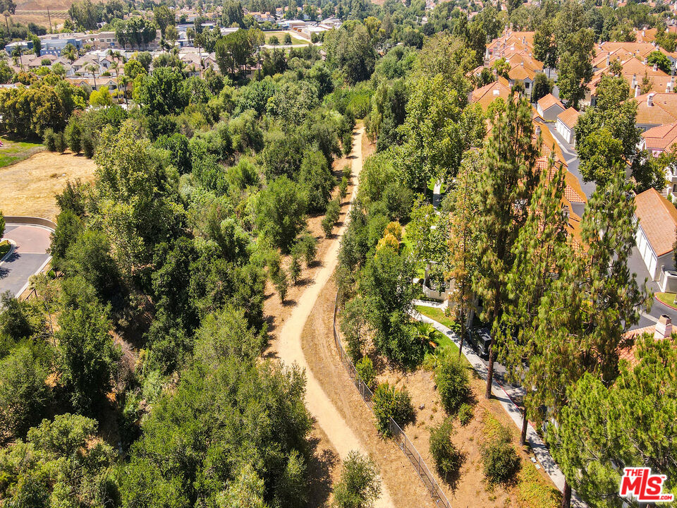 4240 Lost Hills Road, Unit 3004 Calabasas, CA 91301 - Photo 15 of 18