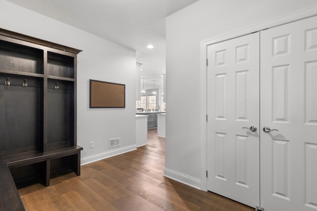 16860 Valley Road Eden Prairie, MN 55347 - Photo 24 of 71