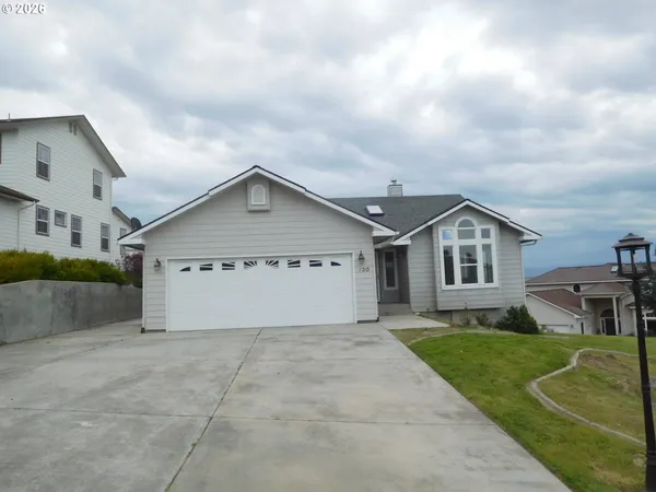 $315,000 | 730 Northwest 23rd Street, Pendleton, OR 97801