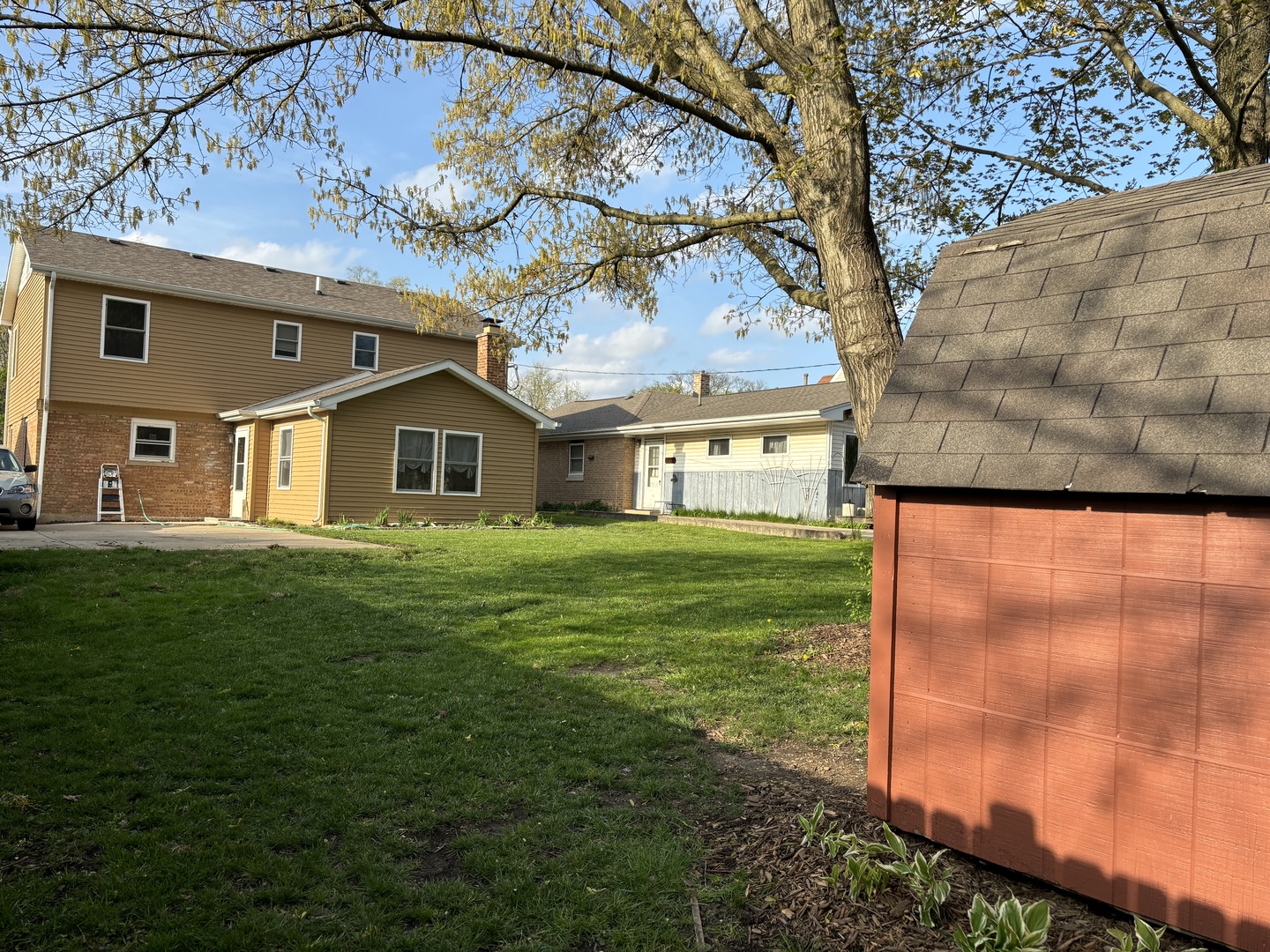 2461 Hawthorne Road Homewood, IL 60430 - Photo 35 of 37 a front view of a house with a yard