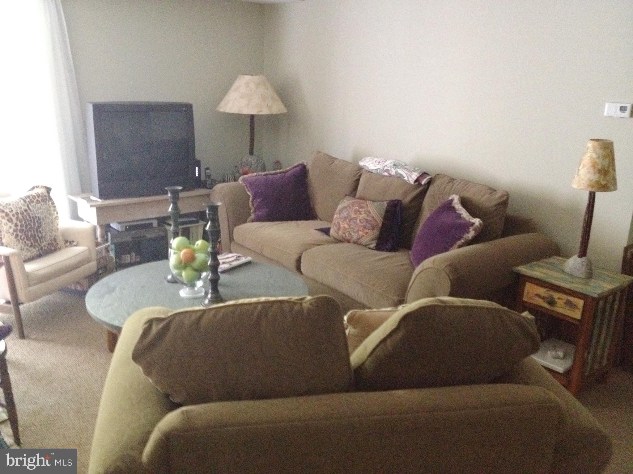 7 Rockford Road, Unit E12 Wilmington, DE 19806 - Photo 11 of 19