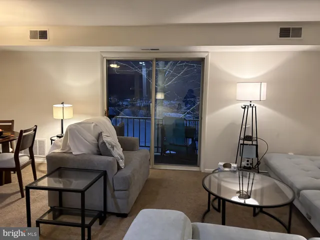 $1,750 | 7 Rockford Road, Unit E12, Wilmington, DE 19806