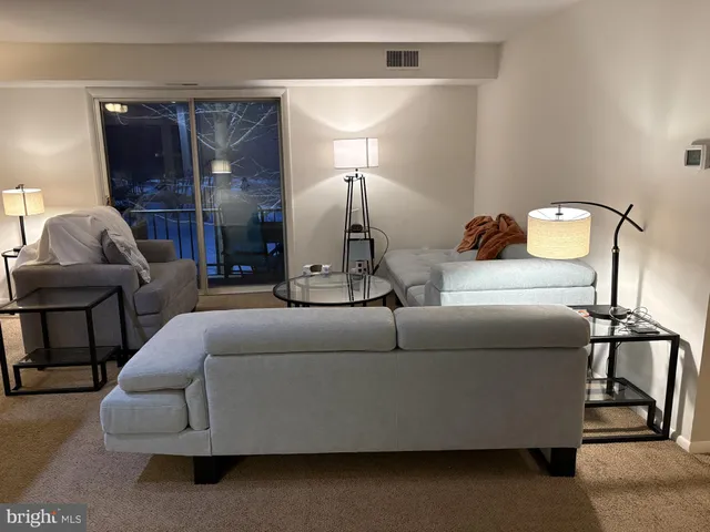 $1,750 | 7 Rockford Road, Unit E12, Wilmington, DE 19806