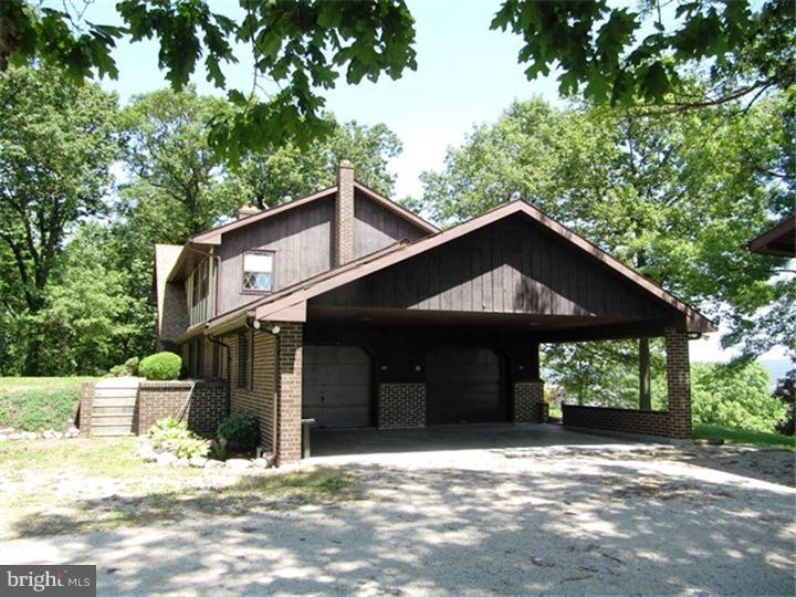 789 Bossler Road Leesport, PA 19533 - Photo 19 of 25 Exterior Side