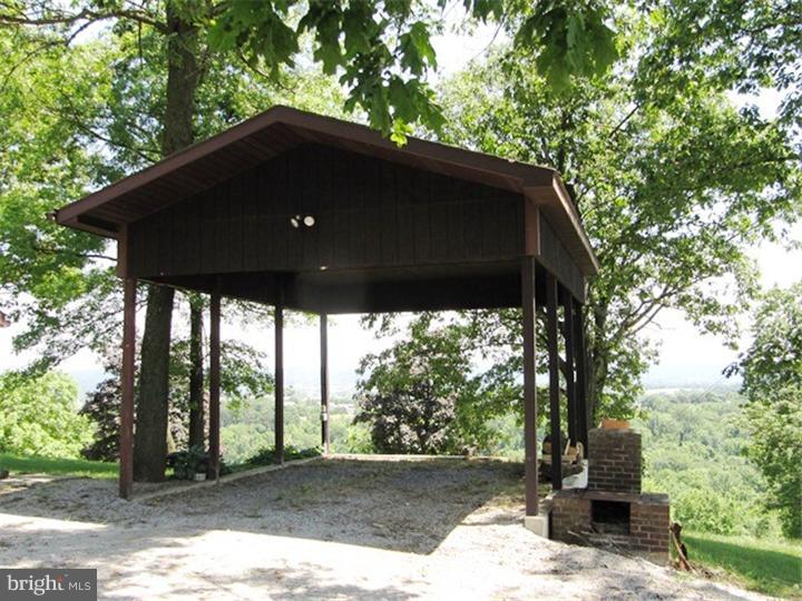 789 Bossler Road Leesport, PA 19533 - Photo 20 of 25 Gallery Image 20
