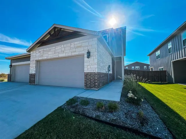 $2,200 | 732 Blackland Drive, The Colony, TX 75056