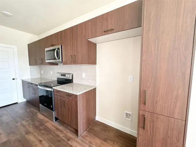 $2,200 | 732 Blackland Drive, The Colony, TX 75056