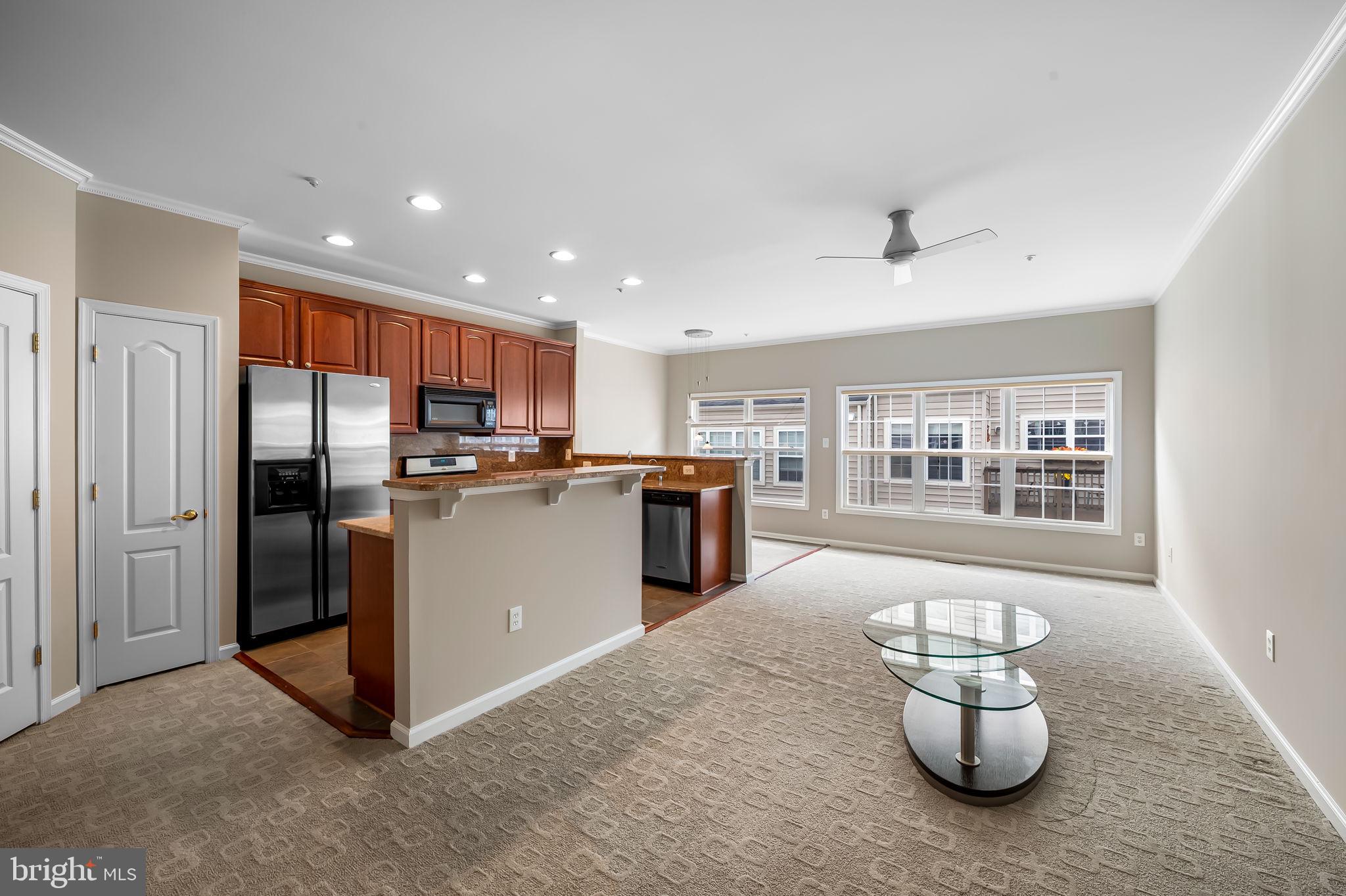 10257 Rutland Round Road, Unit 38 Columbia, MD 21044 - Photo 24 of 43 Family Room off Kitchen