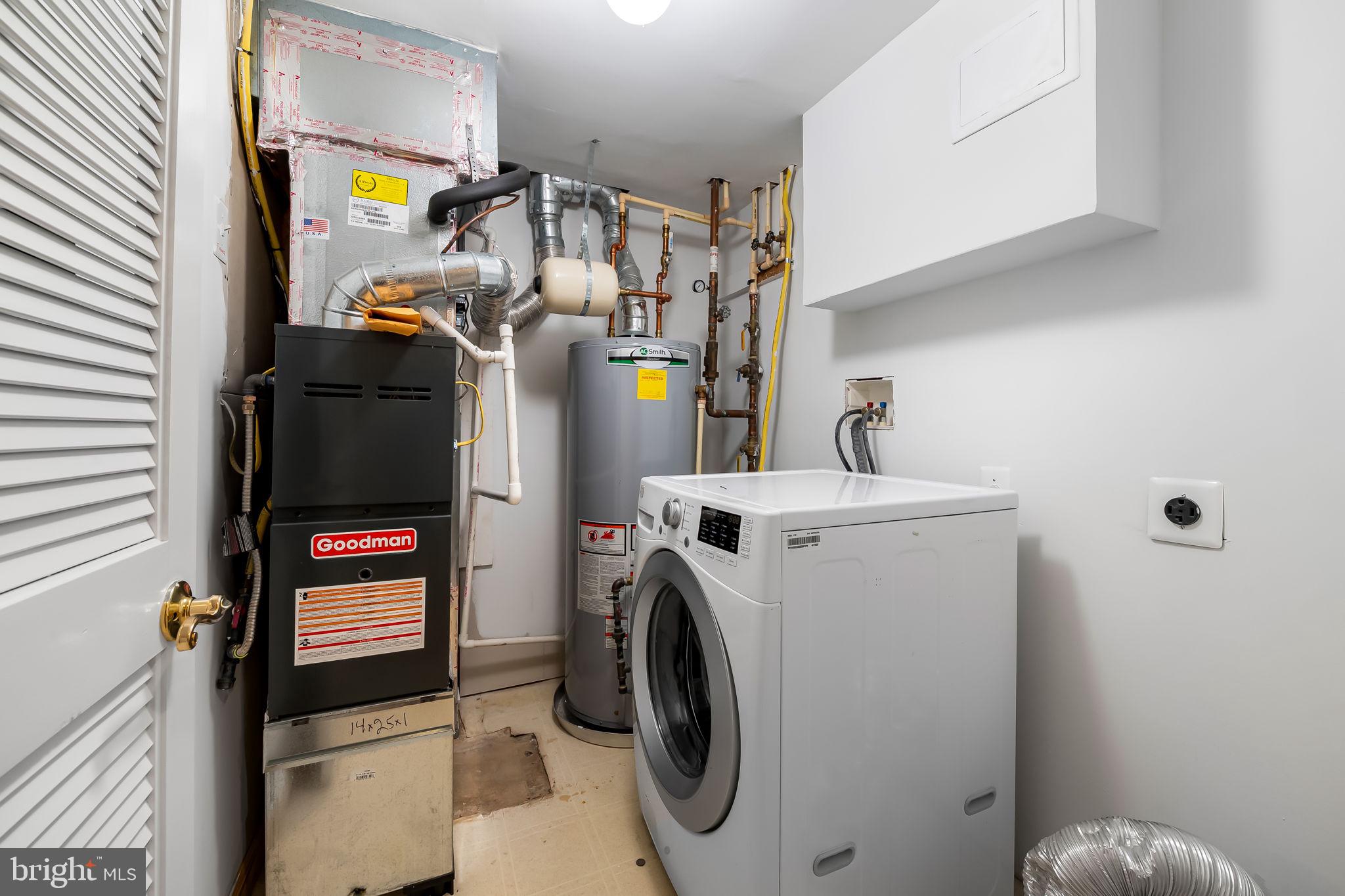 10257 Rutland Round Road, Unit 38 Columbia, MD 21044 - Photo 41 of 43 Laundry Room