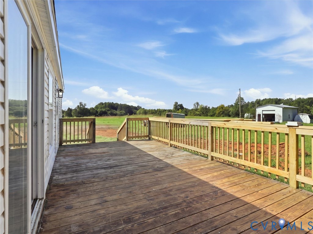 178 Lindsay Road Pamplin, VA 23958 - Photo 21 of 27 Huge Deck with amazing views