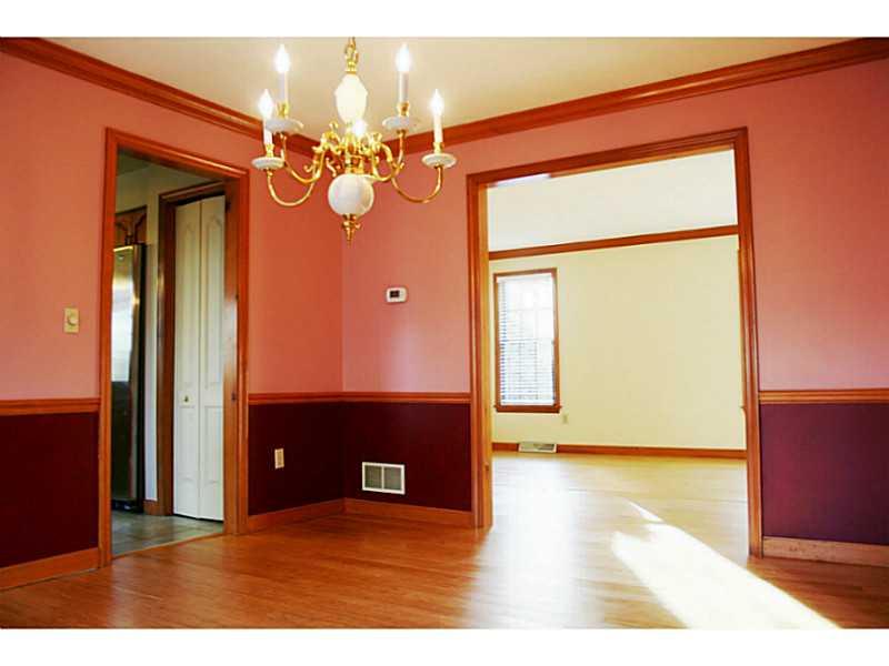 10126 Deer View Point Road Wexford, PA 15090 - Photo 8 of 25 Dining Room. SPACIOUS DINING ROOM OPENS TO THE LIVING ROOM.