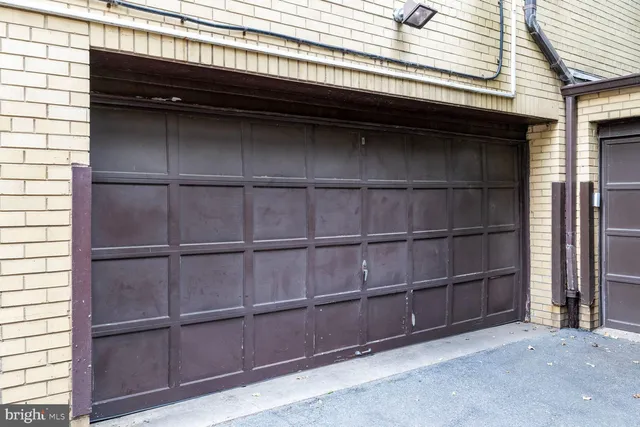 $260,000 | 305 C Street Northeast, Unit 210, Washington, DC 20002