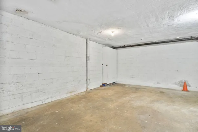 $260,000 | 305 C Street Northeast, Unit 210, Washington, DC 20002