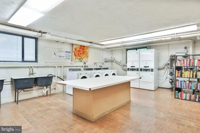 $260,000 | 305 C Street Northeast, Unit 210, Washington, DC 20002