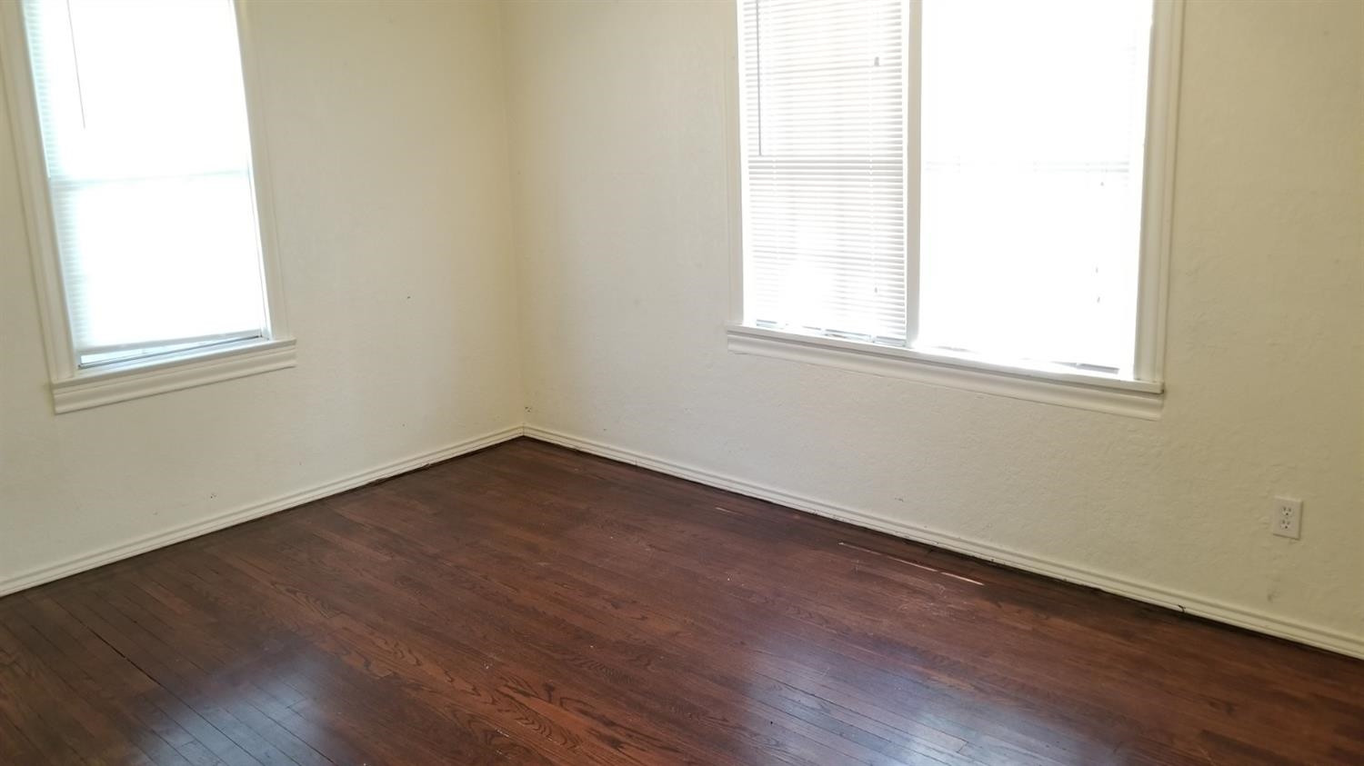 2210 28th Street, Unit FRONT Lubbock, TX 79411 - Photo 8 of 11 Photo 8