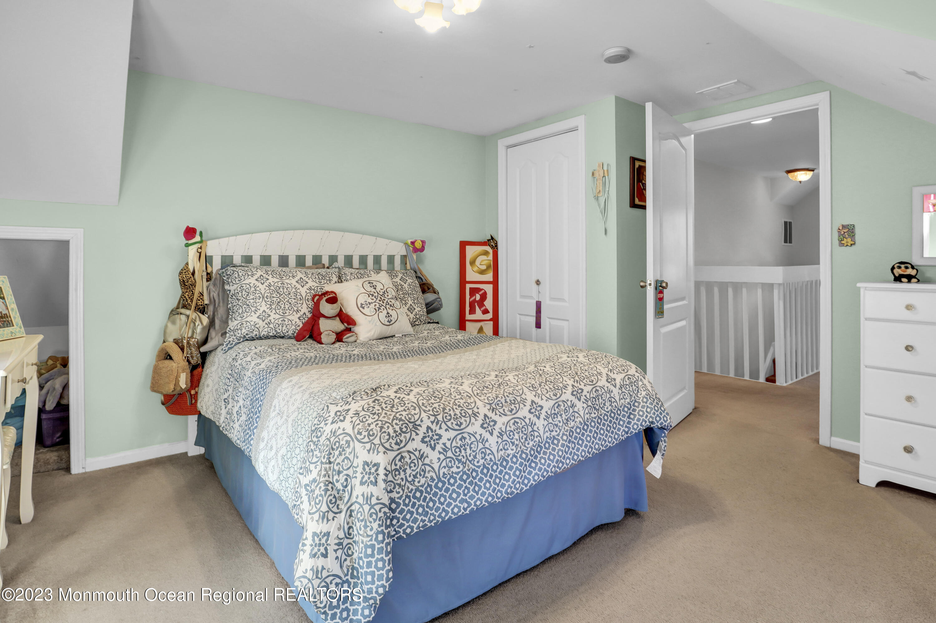 230 Highwood Road Oakhurst, NJ 07755 - Photo 14 of 24 612af47e12be6f1fd70733a478192f7f7aafda7b