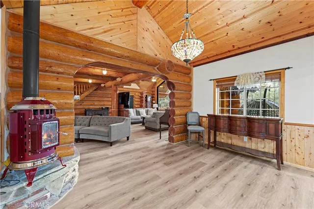$1,139,000 | 39900 Forest Road, Big Bear Lake, CA 92315