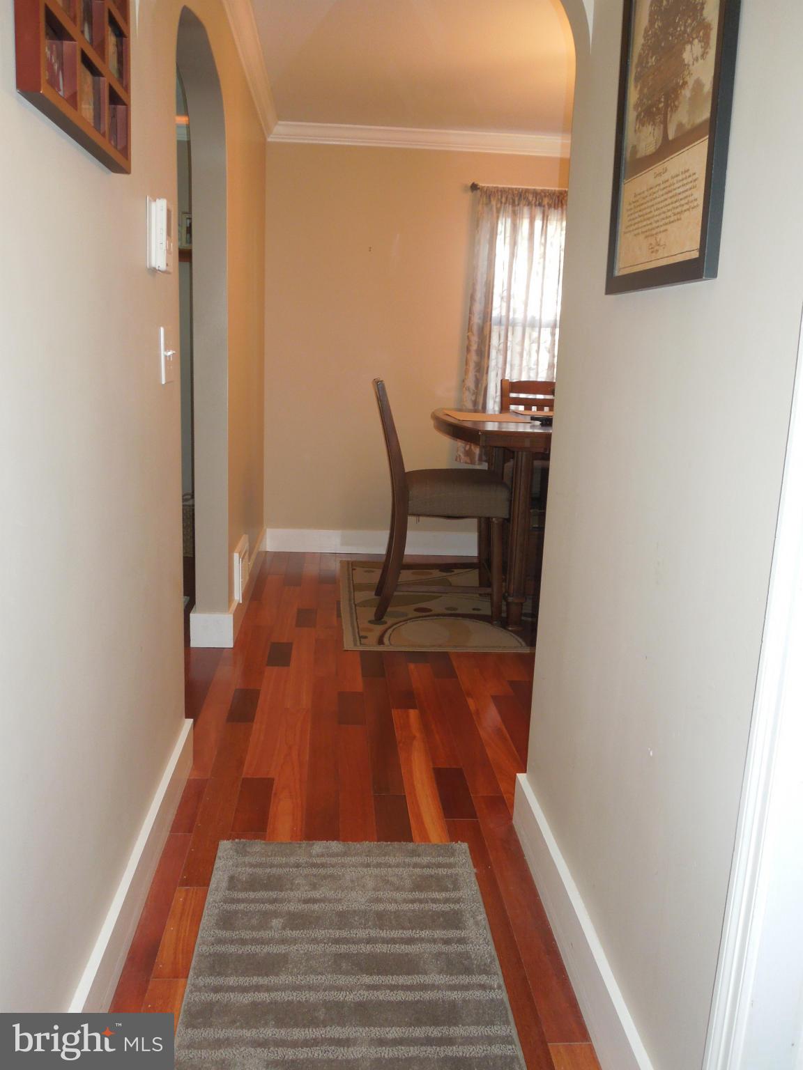 555 Forest View Road Linthicum Heights, MD 21090 - Photo 8 of 30 Interior (General)