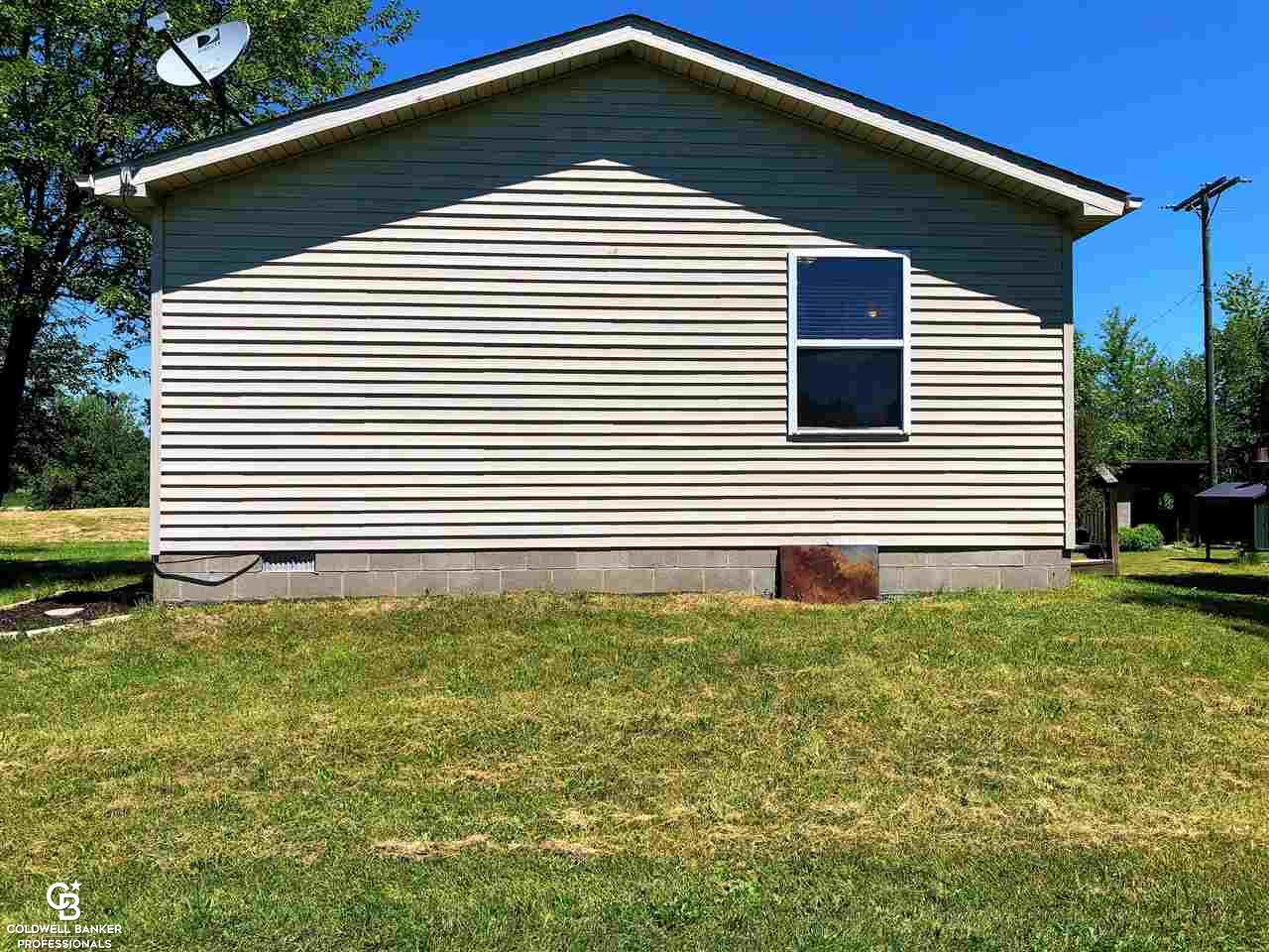 8511 Cribbins Road Jeddo, MI 48032 - Photo 3 of 25