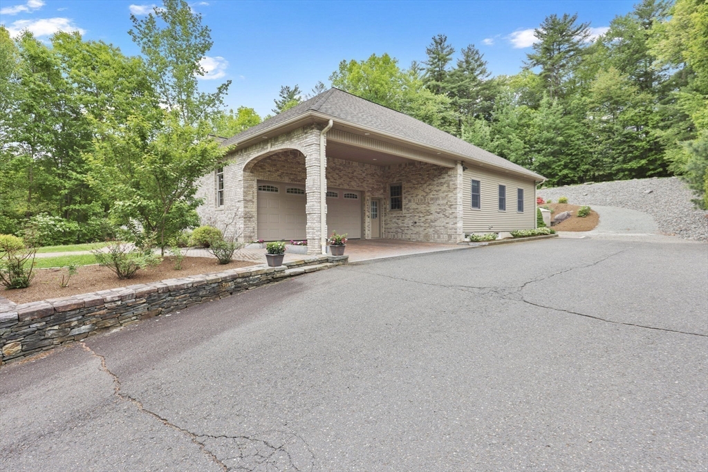 357 Westerly Circle Ludlow, MA 01056 - Photo 27 of 35
