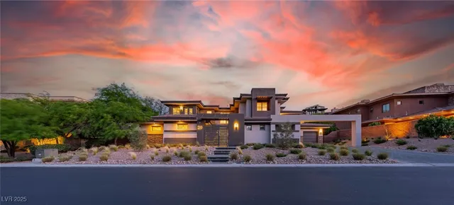 $5,200,000 | 29 Soaring Bird Court, Las Vegas, NV 89135