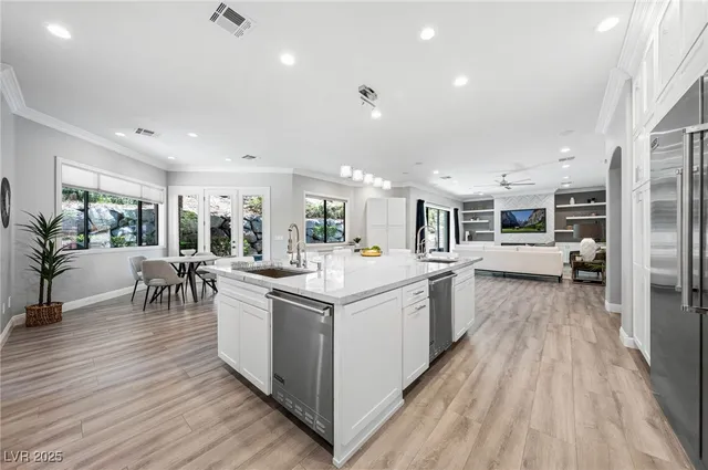 $5,200,000 | 29 Soaring Bird Court, Las Vegas, NV 89135