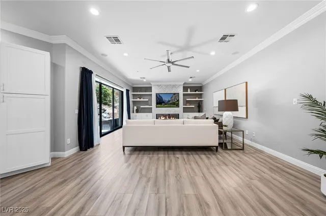 $5,200,000 | 29 Soaring Bird Court, Las Vegas, NV 89135