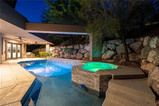 $5,200,000 | 29 Soaring Bird Court, Las Vegas, NV 89135