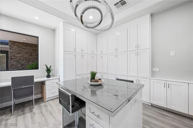 $5,200,000 | 29 Soaring Bird Court, Las Vegas, NV 89135