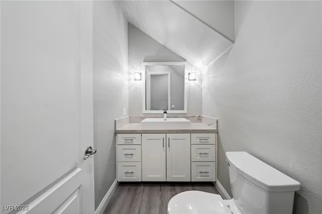 $5,200,000 | 29 Soaring Bird Court, Las Vegas, NV 89135