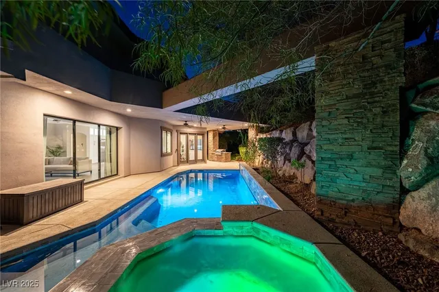$5,200,000 | 29 Soaring Bird Court, Las Vegas, NV 89135