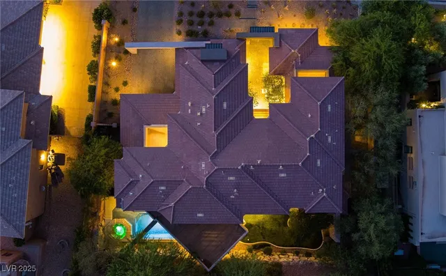 $5,200,000 | 29 Soaring Bird Court, Las Vegas, NV 89135