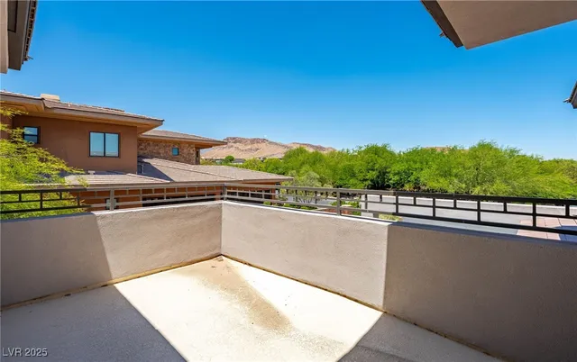 $5,200,000 | 29 Soaring Bird Court, Las Vegas, NV 89135